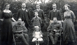 F050 Sherwood Foresters and Army Service Corps with family