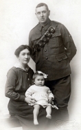 F042 Unnamed Royal Artillery sergeant and family, Stafford studio