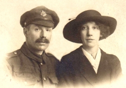 F073 Unnamed solider, The King's (Liverpool Regiment) and lady