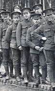 G046 9th Battalion, London Regiment (Queen Victoria's Rifles), Tunbridge Wells, studio