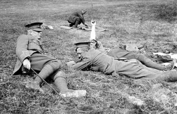 G059 Major Arnott, Capt Bostock, Capt Wayman,14th Btn, Northumberland Fusiliers, having an easy