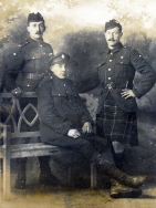 G089 Unnamed soldiers, Seaforth Highlanders and Army Service Corps