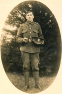 B045 Unnamed soldier, Irish Regiment, Belfast studio