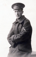 B123 Unnamed soldier, King's (The Liverpool Regiment)