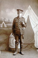 B336 Unnamed soldier, Royal Warwickshire Regiment. Courtesy of Paul Hughes.