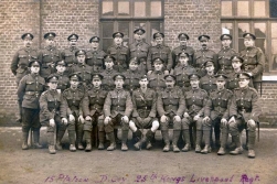 U104 15 Platoon, CD Company, 25th Battalion, King's Liverpool Regiment. Courtesy of AneglJCake.