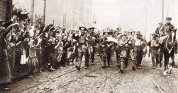 U095 8th (Irish) Battalion, The King's (Liverpool Regiment) entering Lille 18 October, 1918