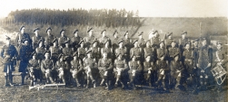 U062 Highland Light Infantry, including Tom, front row far left