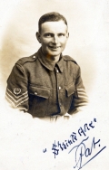 A090 Pat, Gloucestershire Regiment, 1st class Lewis gunner, France,1918