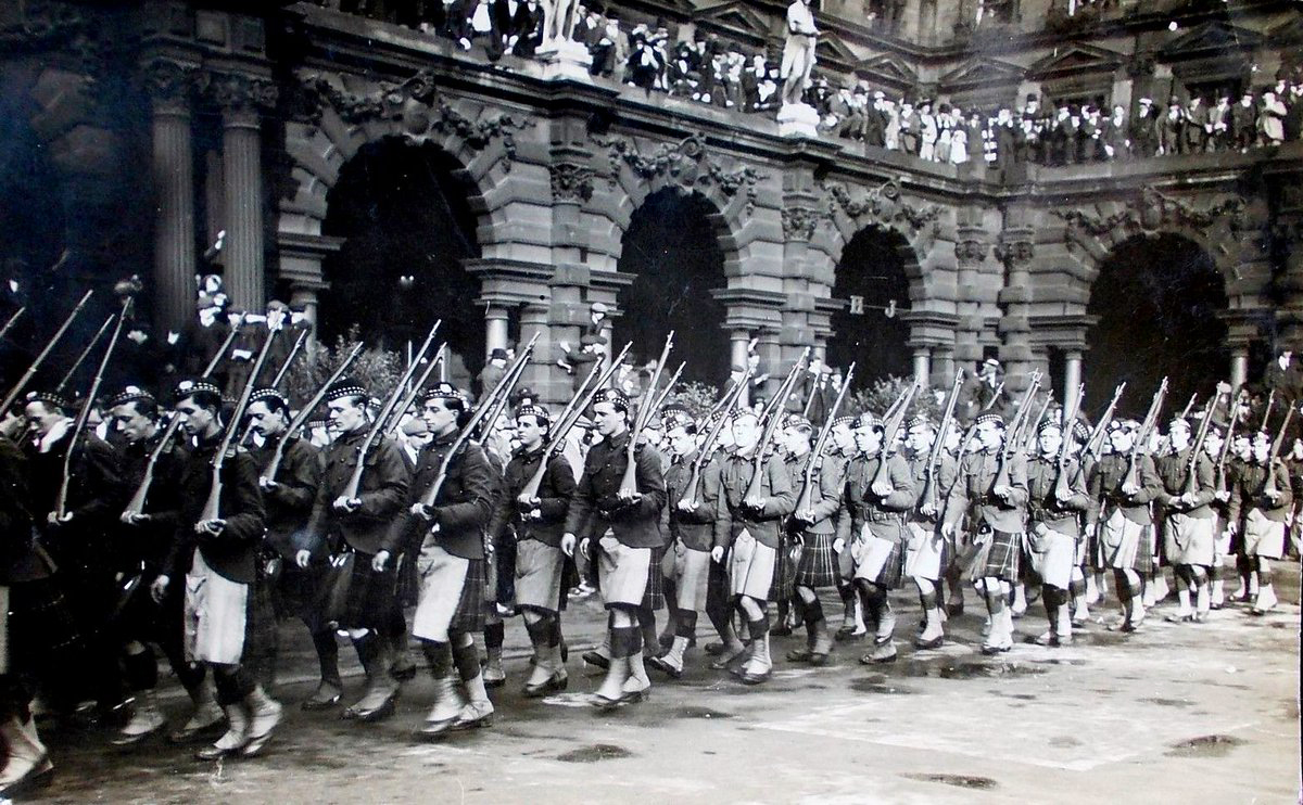 1Oth Battalion, King's Liverpool Regiment (Liverpool Scottish), Knowsley Hall, courtesy of Angela Collinson