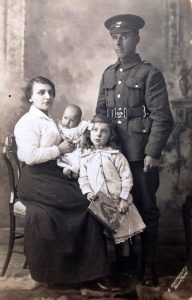 F210 Unnamed soldier and family, S Hattersley studio, Bradford, courtesy of Paul Hughes