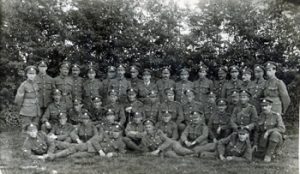 G624 Unnamed group, France, Arthur to sister Grace, 29 May 1917 w